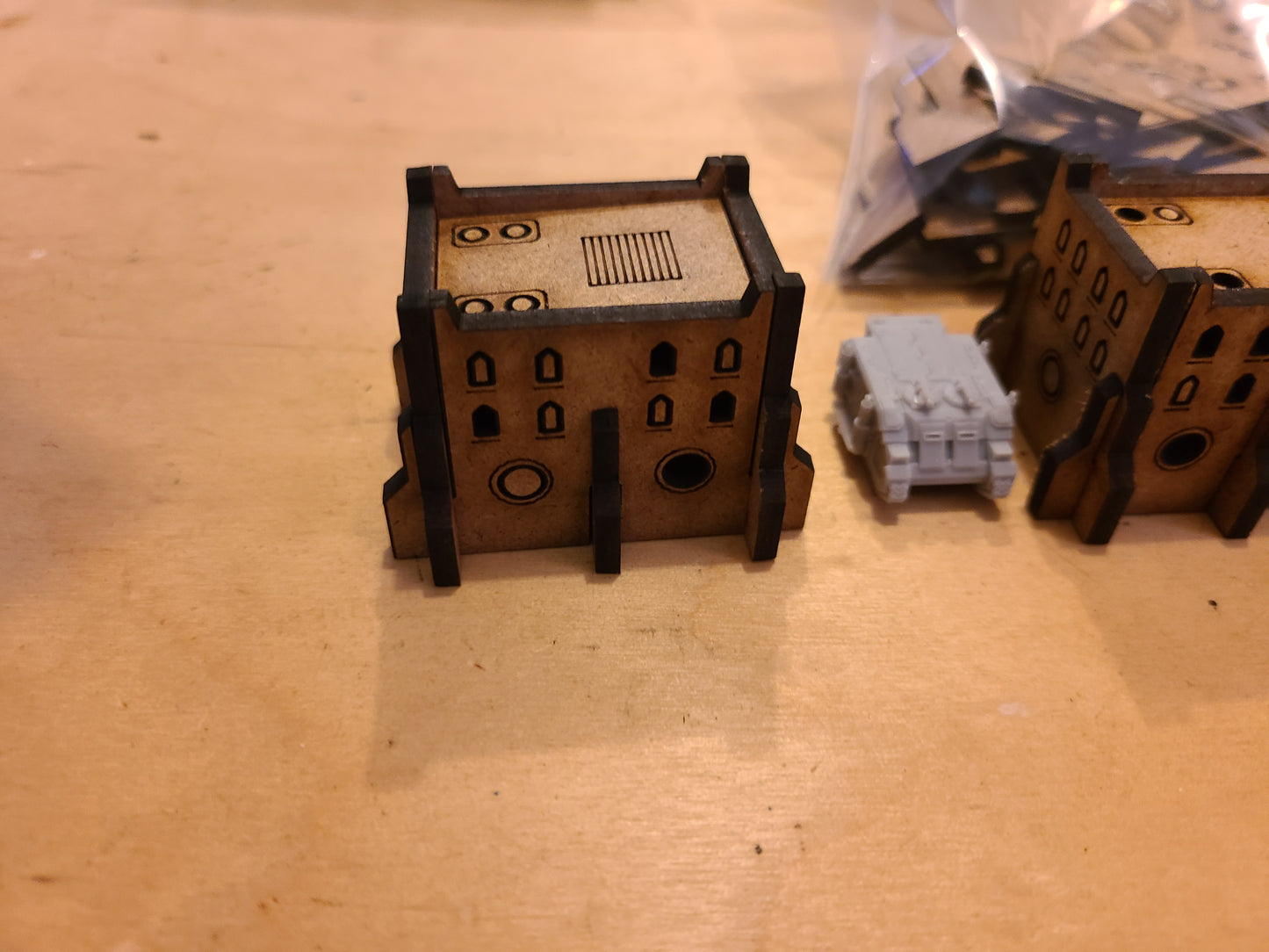 Epic 8mm Scale buildings